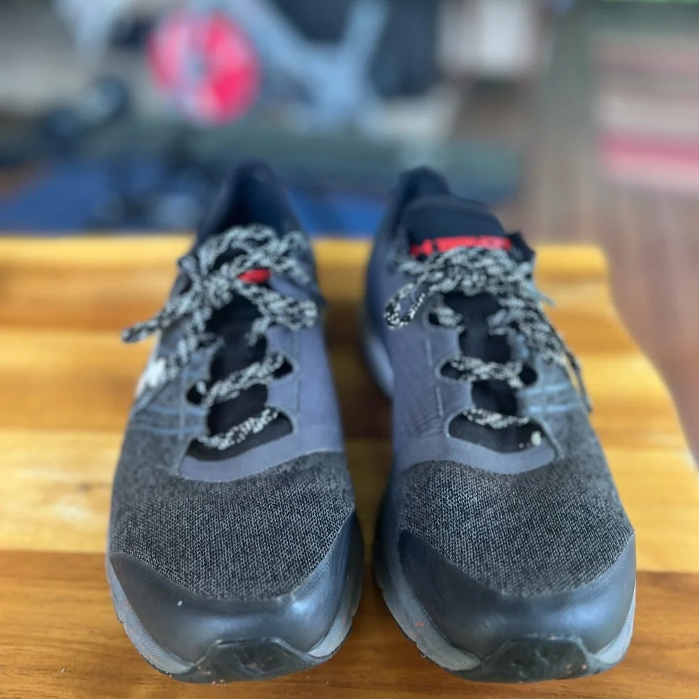 Under Armour Black Athletic Shoes Bandit 2 - Picture 2 of 11